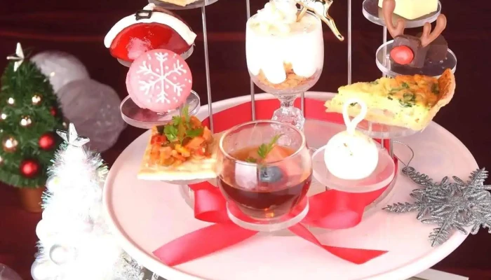 カフェレストランallavolta アフタヌーンティー - 草津市