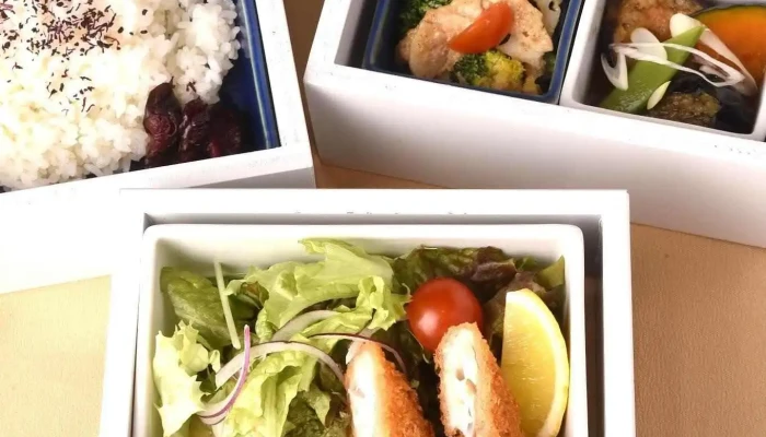 カフェレストランallavolta 弁当 - 草津市