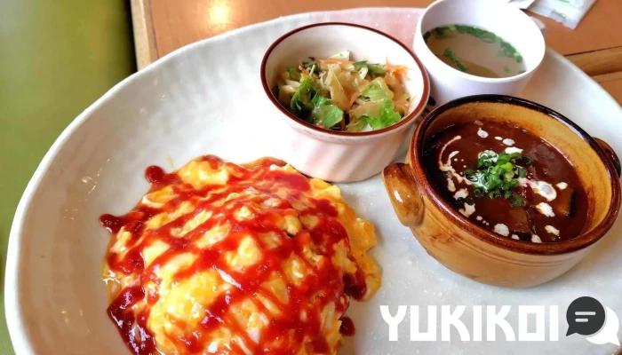 カレー創作オムライスの店 洋食亭 料理飲み物 - 延岡市