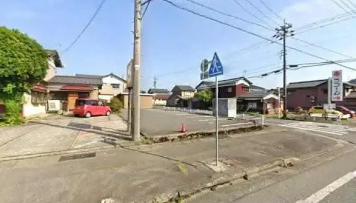 グリル やまだ -  ストリートビューと 360 ビュー - 勝山市