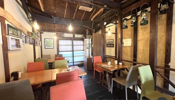 グリルヤマモト -  雰囲気 - 寝屋川市
