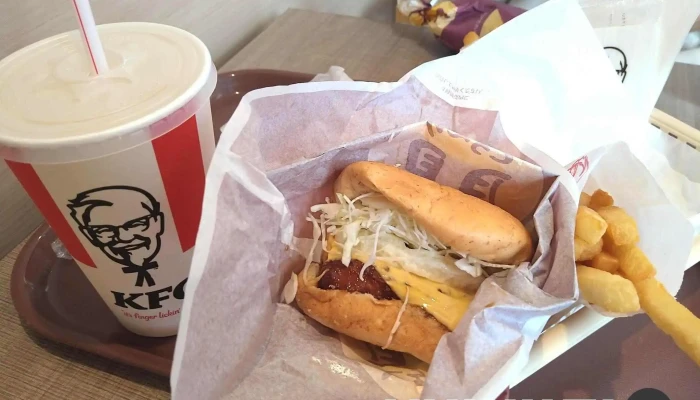 ケンタッキーフライドチキン塩尻店 -  料理飲み物 - 塩尻市