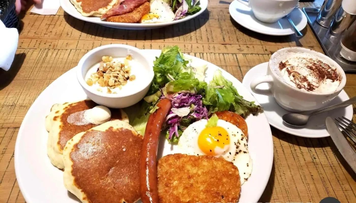 コナズ珈琲寝屋川 -  コーヒー - 寝屋川市