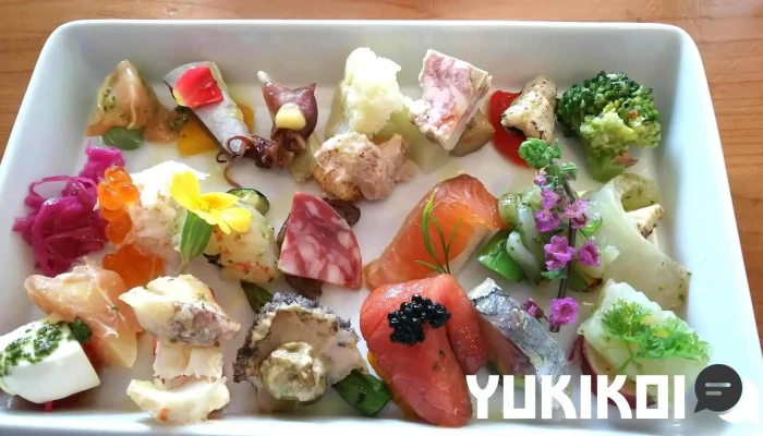 サルティンボッカ 南草津 -  寿司 - 草津市
