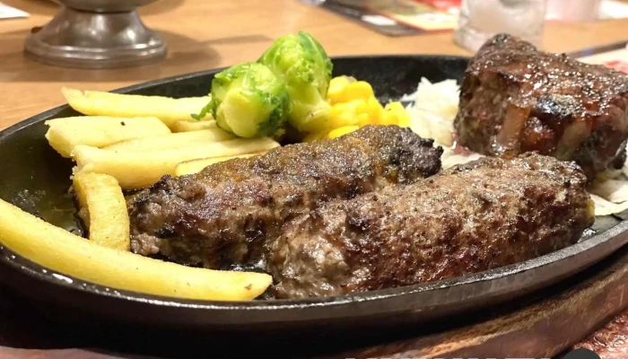 ステーキハウス ブロンコビリー草津店 -  ソールズベリーステーキ - 草津市