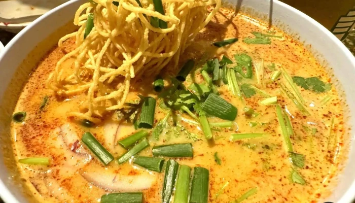 バンコク食堂ポーモンコンphomongkhon カオソーイ - 品川区