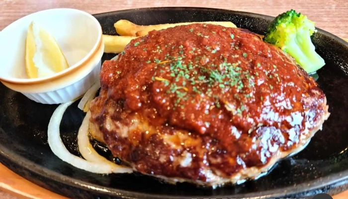 ビッグボーイ 塩尻店 -  ソールズベリーステーキ - 塩尻市