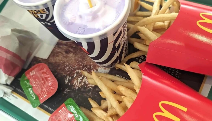 マクドナルド イオン名寄店 - 名寄市