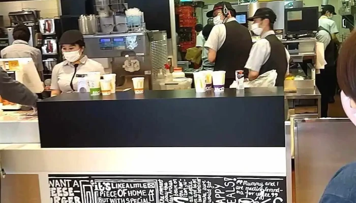 マクドナルド 日南店 -  動画 - 日南市