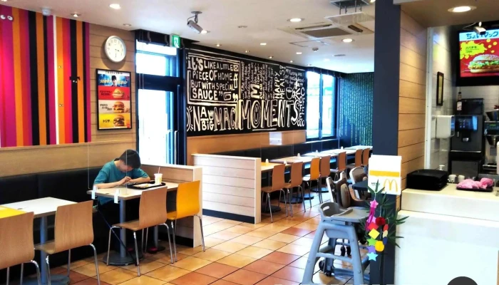 マクドナルド 日南店 -  雰囲気 - 日南市