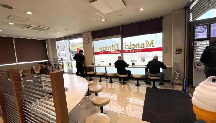 マネキダイニング別所pa上り店 -  雰囲気 - 姫路市