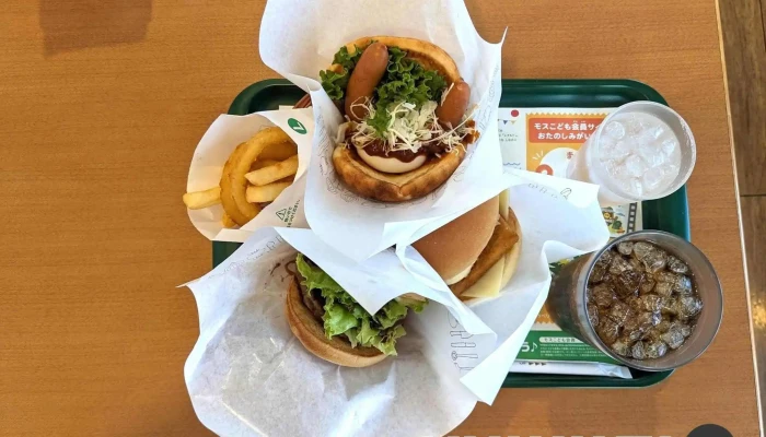 モスバーガー名寄店 -  料理飲み物 - 名寄市