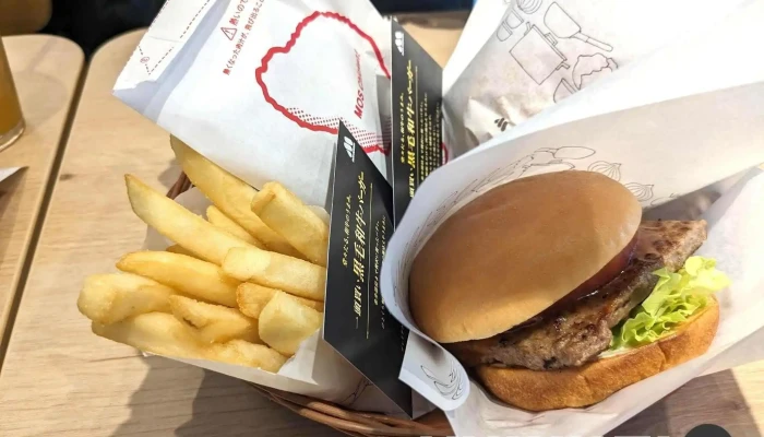 モスバーガー寝屋川早子町 -  ハンバーガー - 寝屋川市