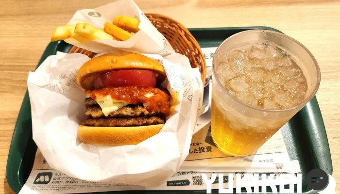 モスバーガー草津中央店 -  ハンバーガー - 草津市