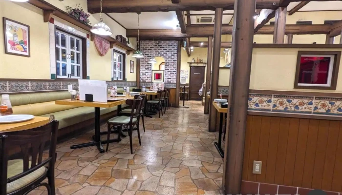 モダンパスタ 北本店 -  雰囲気 - 北本市