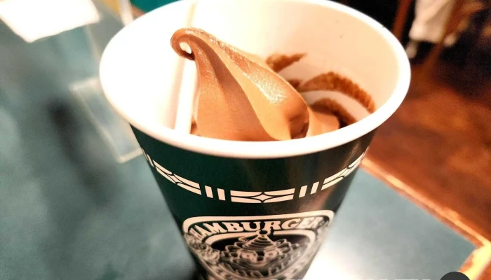 ラッキーピエロ ベイエリア本店 -  コーヒー - 函館市