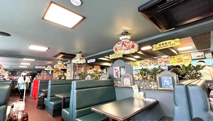 ラッキーピエロ ベイエリア本店 - 函館市