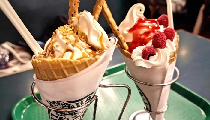ラッキーピエロ ベイエリア本店 -  料理飲み物 - 函館市