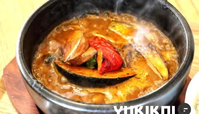 ルーキーズキッチン -  カレー - ニセコ町