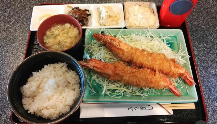 レストハウス理尾 -  エビフライ - 小平町