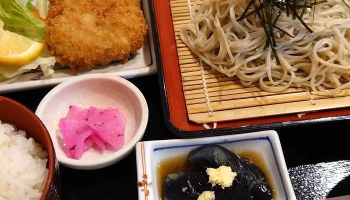 レストラン 中山盆地朝日食堂 -  所在地 - 高山村