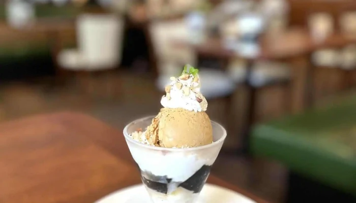 ロイヤルホスト草津店 -  パフェ - 草津市