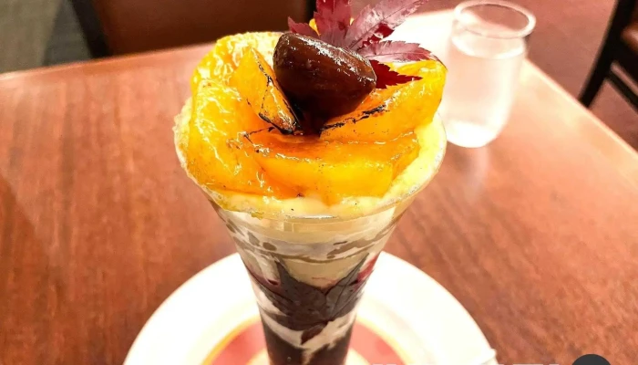 ロイヤルホスト高輪店 -  パフェ - 港区