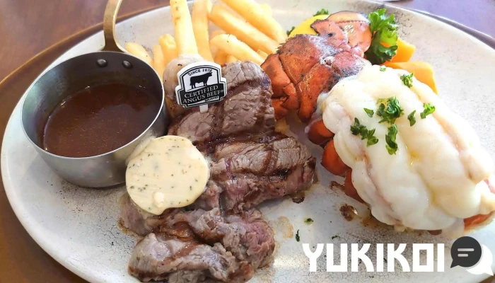 ロイヤルホスト高輪店 -  料理飲み物 - 港区