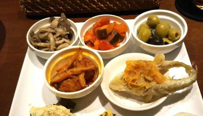 ワインとお料理 Be -  Inビーイン メゼ - 寝屋川市