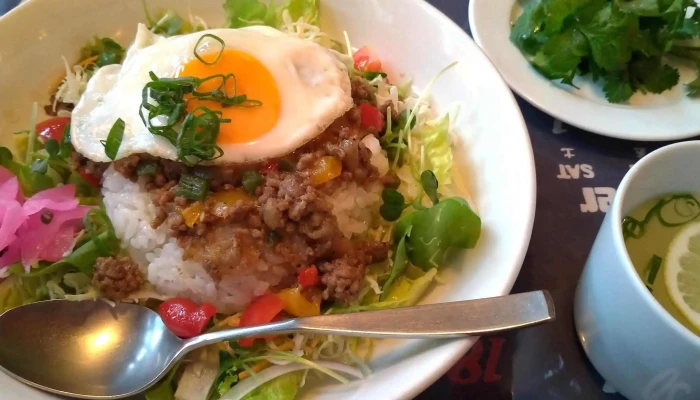 万歳食堂 -  所在地 - 橿原市