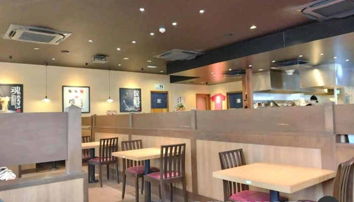 丸源ラーメン 寝屋川店 -  雰囲気 - 寝屋川市