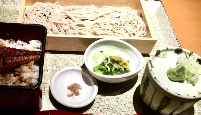 八兆屋金沢駅前店 -  料金 - 金沢市