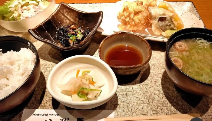 八兆屋金沢駅前店 -  蕎麦 - 金沢市