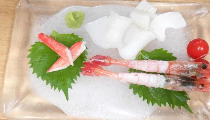 函館朝市すずや食堂 -  住所 - 函館市