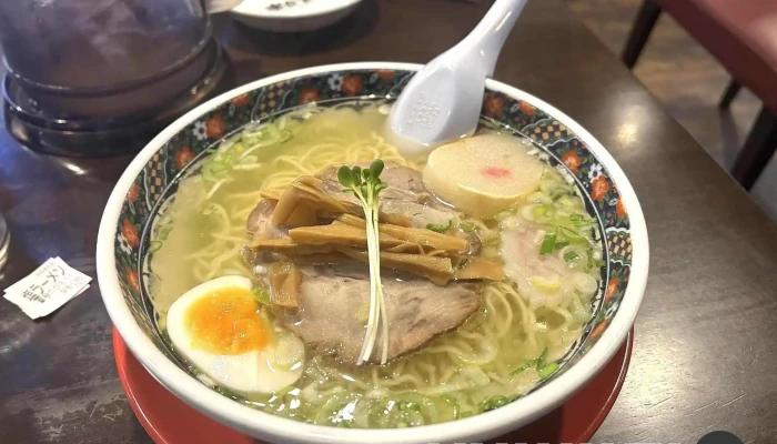函館麺厨房 あじさい 本店 -  スープ - 函館市