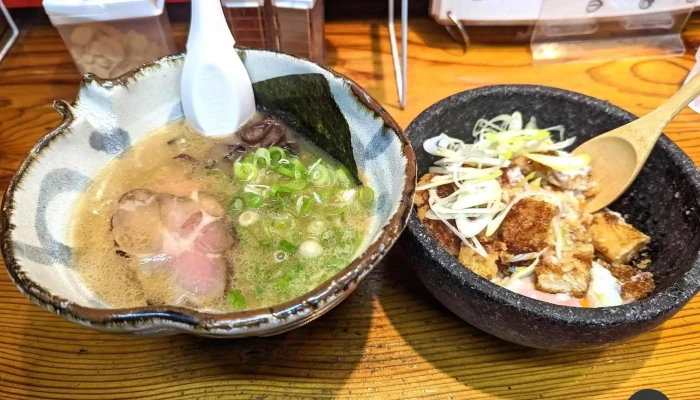 功留館ふりだしや -  ラーメン - 寝屋川市