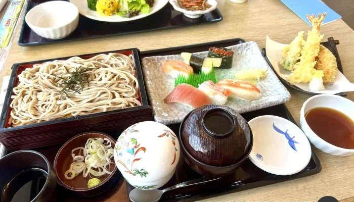 北海道生まれ和食処とんでん 野田店 -  蕎麦 - 野田市