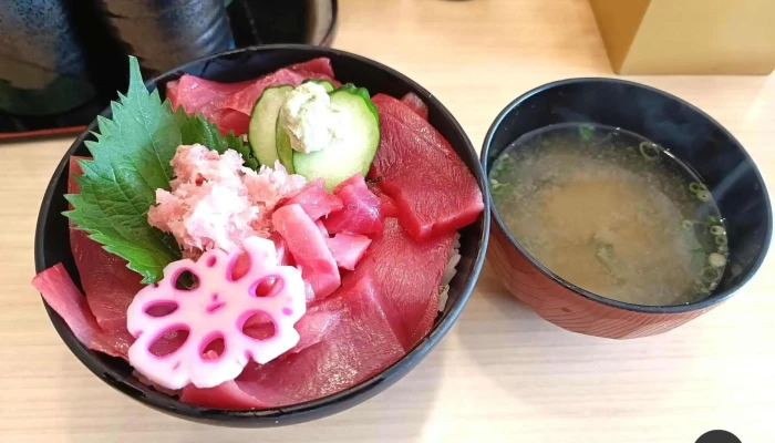 北陸能登 回転寿し まぐろや 羽咋店 -  鉄火丼 - 羽咋市