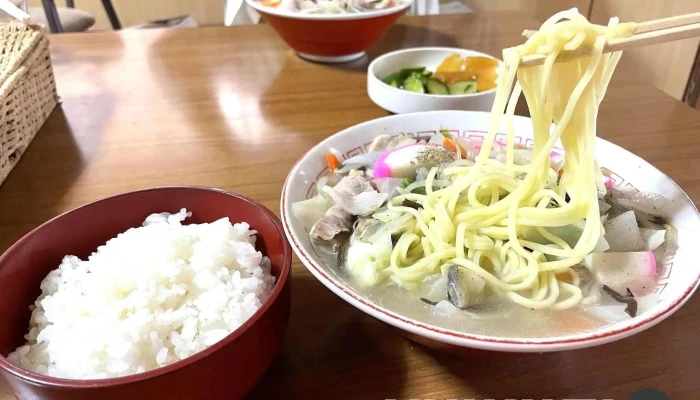 友部食堂 -  麺 - 串間市