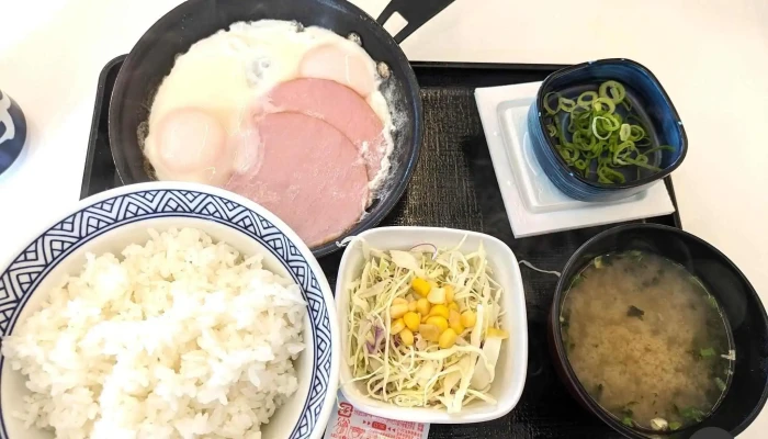 吉野家 小松店 -  すき焼き - 小松市