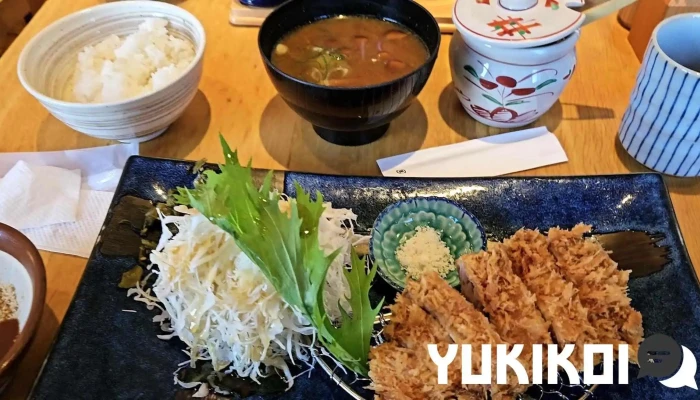 名代とんかつ かつくら 京都ポルタ店 -  スープ - 京都市