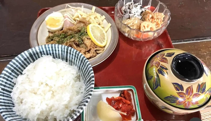 和の食座 也末乃やまの 最新 - 羽咋市