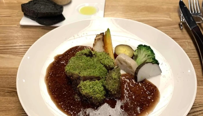 和モダン Bistro Calme -  住所 - 見附市