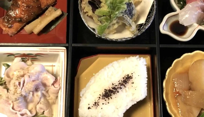 和食処ひらやす -  カタログ - 南陽市