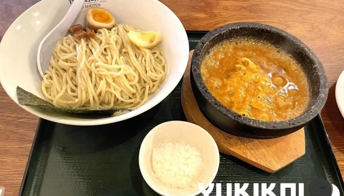 塩尻餃子食堂 -  つけ麺 - 塩尻市