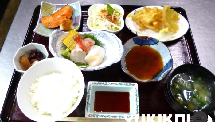 季節料理と蝦夷前鮨丸喜 スープ - 留萌市