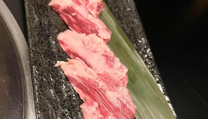 宮崎焼肉 音音neon ウェブサイト - 串間市