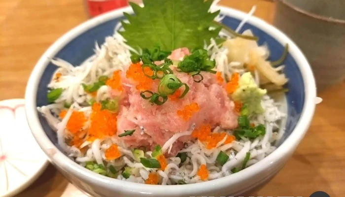 小田原魚河岸でん -  丼物 - 小田原市