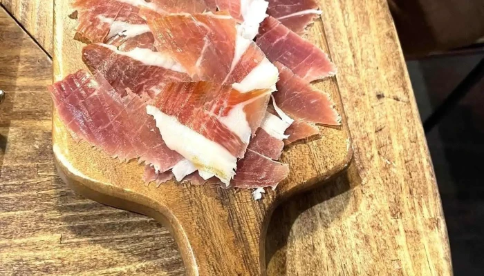 岸町スペインバル クズザンポ -  プロシュット - さいたま市