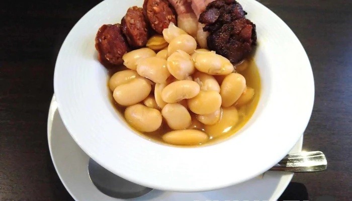 岸町スペインバル クズザンポ -  料理飲み物 - さいたま市